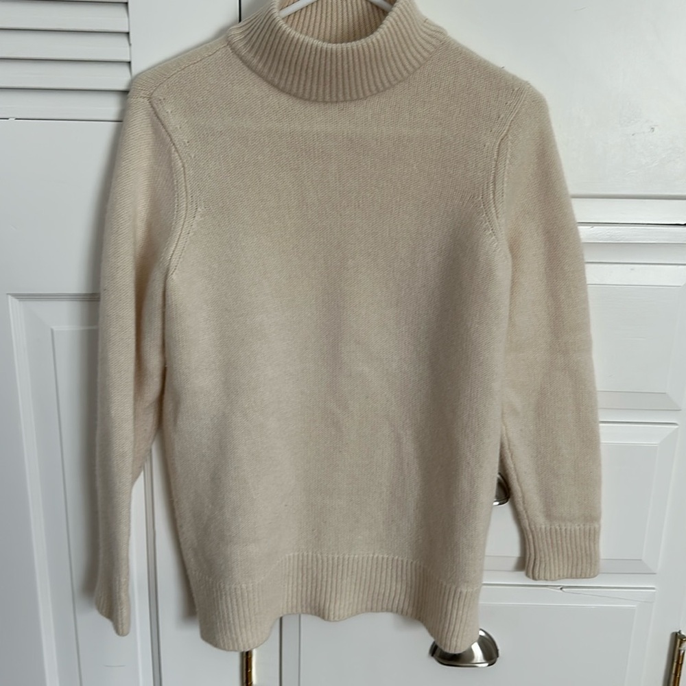 J McLaughlin Cashmere sweater